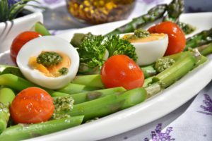 healthy meal with asparagus